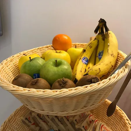 Nocleg ze śniadaniem Antica Capri 4*