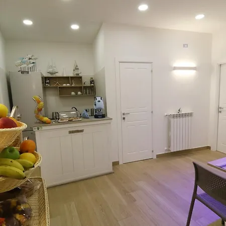 فندق مبيت وإفطار Antica Capri نابولي